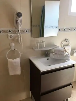 Tek Büyük Yataklı Oda, Balkon
