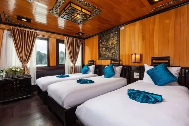 Deluxe Üç Kişilik Oda