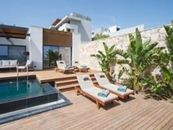 Bayou Villa 3 Yatak Odalı Deniz Manzaralı