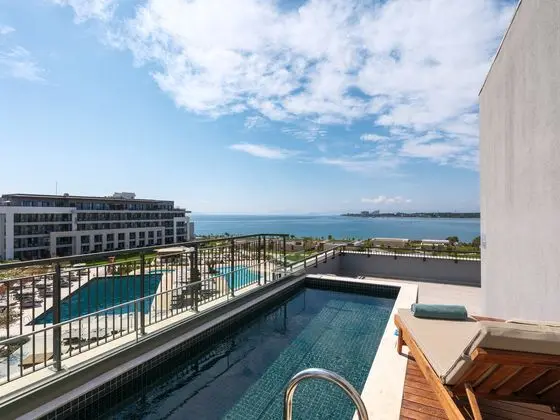 https://images.etstur.com/imgproxy/resize/2560x1440/files/images/hotelImages/etsrooms/505007/Anda_Barut_Collection_20250123094952_7.jpg