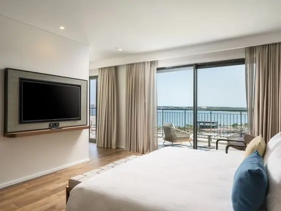 Presidential Suite with Two Bedrooms & Private Swimming Pool Sea View