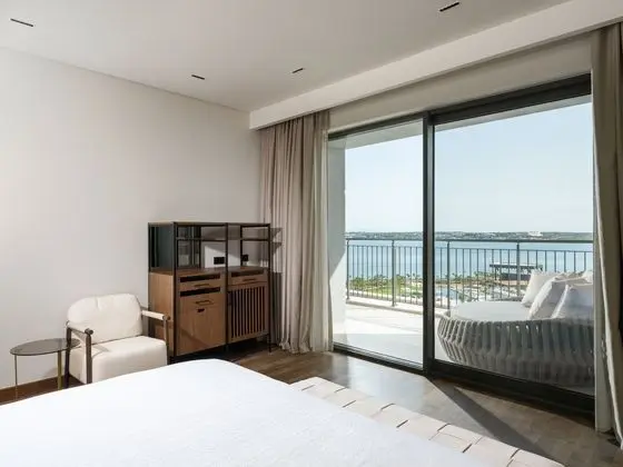 Presidential Suite with Two Bedrooms & Private Swimming Pool Sea View