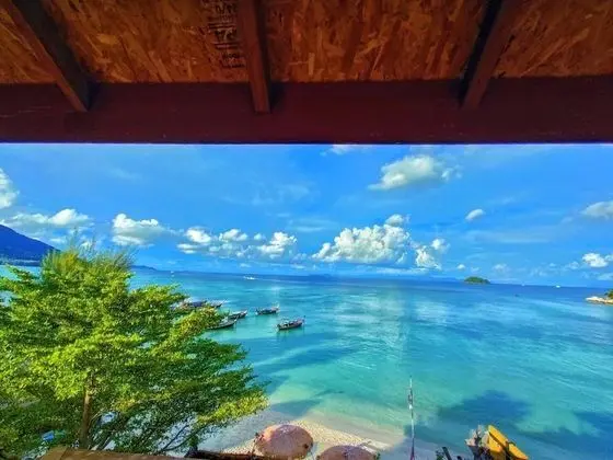 Deluxe Sea View Upper Room