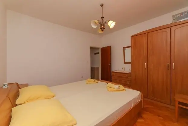 Apart Daire (Anđa - with large terrace - A1-Angie)