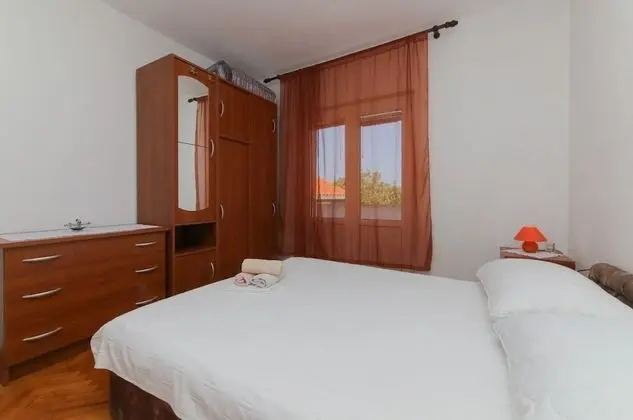 Apart Daire (Anđa - with large terrace - A1-Angie)