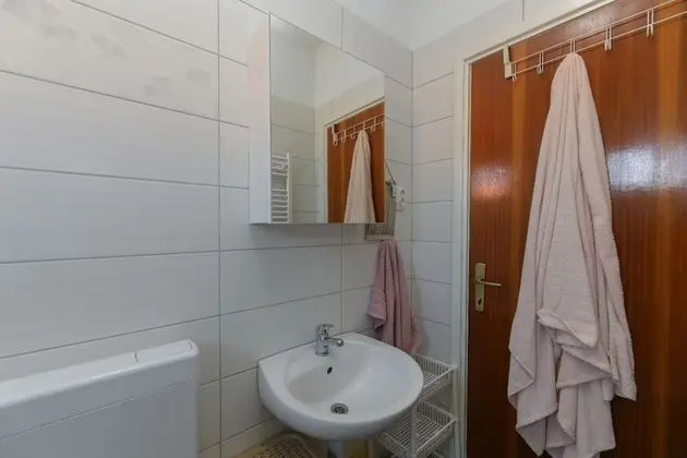 Apart Daire (Anđa - with large terrace - A1-Angie)