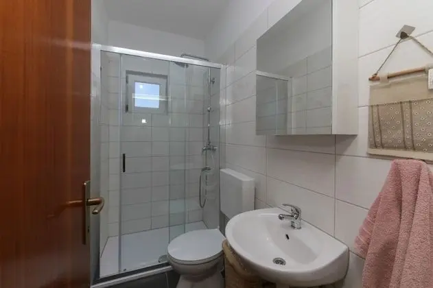 Apart Daire (Anđa - with large terrace - A1-Angie)