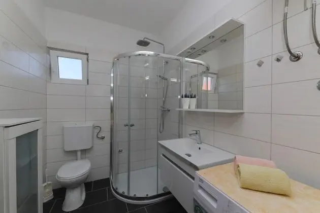 Apart Daire (Anđa - with large terrace - A1-Angie)