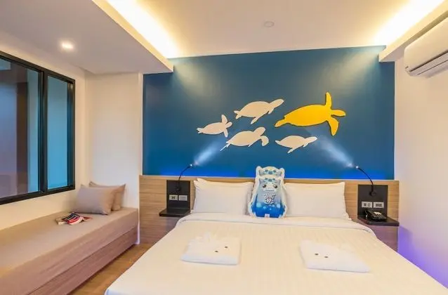 Family Sea Tales Terrace