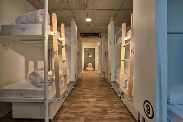 Private room for 6 Guests