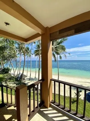 Deluxe Beachfront Room