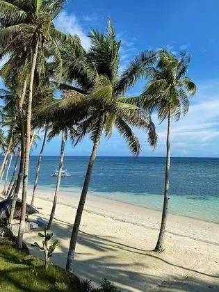 Deluxe Beachfront Room