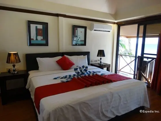 Honeymoon Suite
