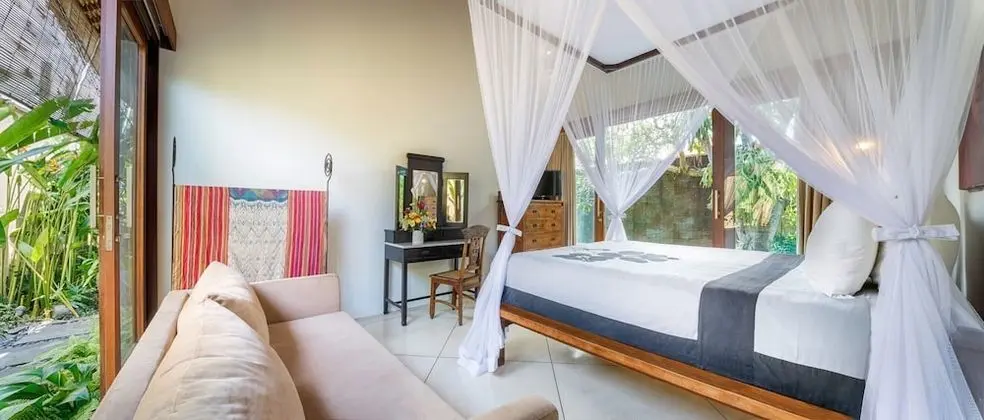 Standard Villa, 2 Yatak Odası, Sigara İçilmez, Havuz Manzaralı