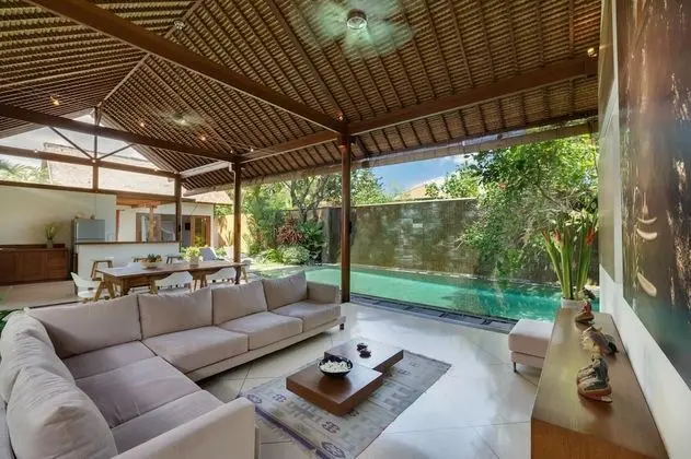 Standard Villa, 2 Yatak Odası, Sigara İçilmez, Havuz Manzaralı