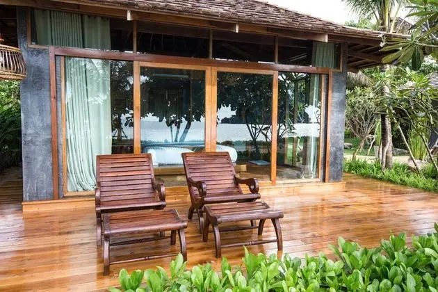 Oriental Beach Front View Villa