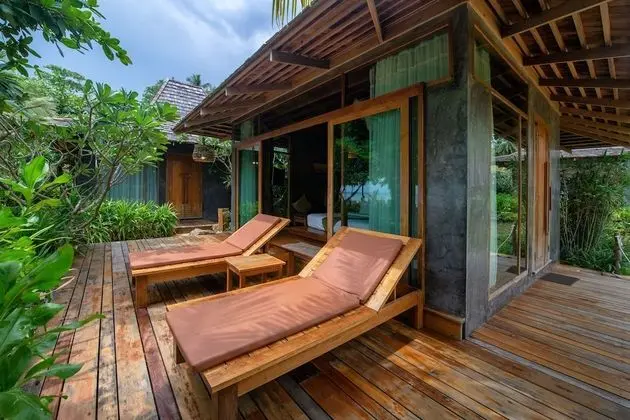 Oriental Beach Front View Villa