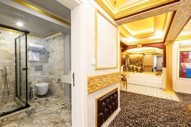 King Suite, Bahçe Manzaralı