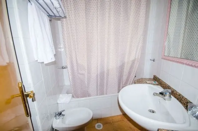 Standard Tek Büyük Yataklı Oda, Balkon, Şehir Manzaralı