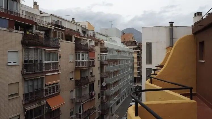 Standard Tek Büyük Yataklı Oda, Balkon, Şehir Manzaralı