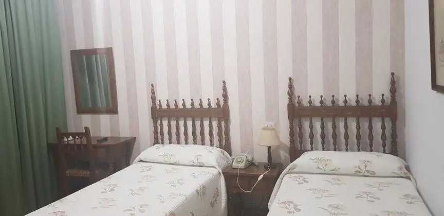 Tek Büyük veya İki Ayrı Yataklı Oda