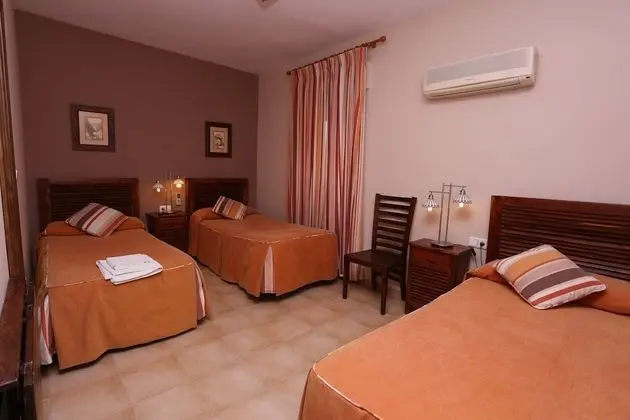 Standard Üç Kişilik Oda, Şehir Manzaralı