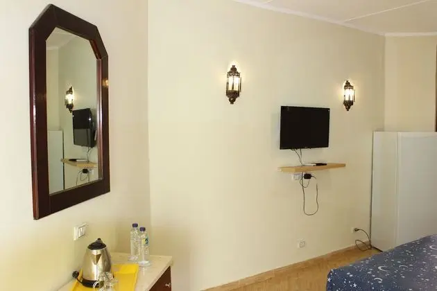 Standard Tek Büyük Yataklı Oda