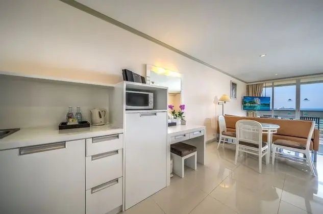 Super Deluxe Sea View Room
