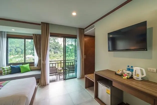 Deluxe Tek Büyük veya İki Ayrı Yataklı Oda (Cliff View)