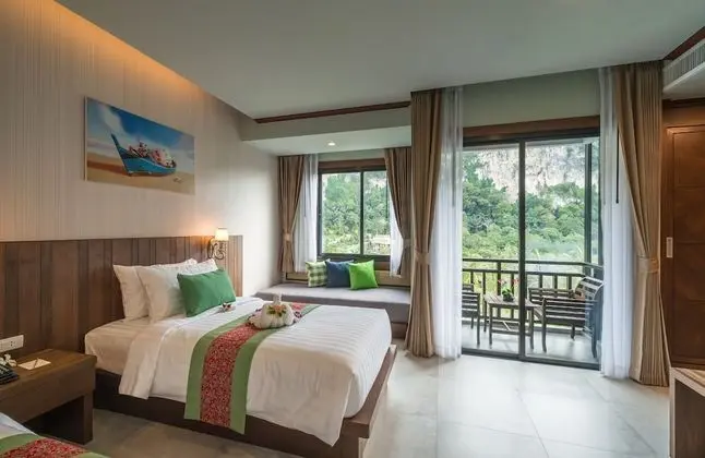 Deluxe Tek Büyük veya İki Ayrı Yataklı Oda (Cliff View)