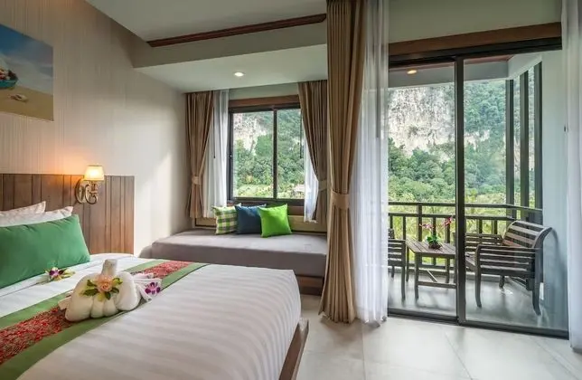 Deluxe Tek Büyük veya İki Ayrı Yataklı Oda (Cliff View)
