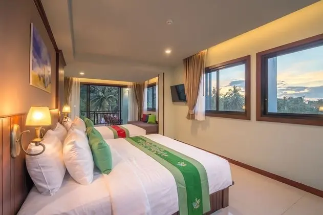 Family Süit (1 Double and 1 Single bed)