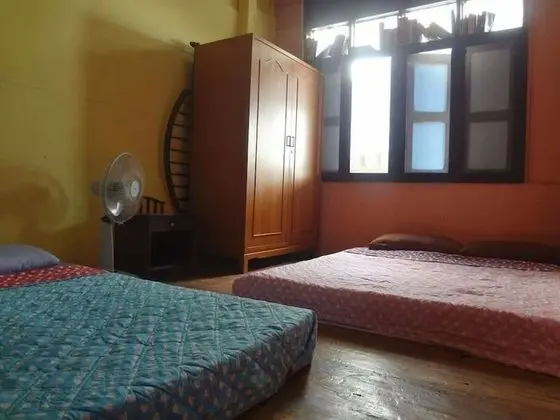 Üç Kişilik Oda