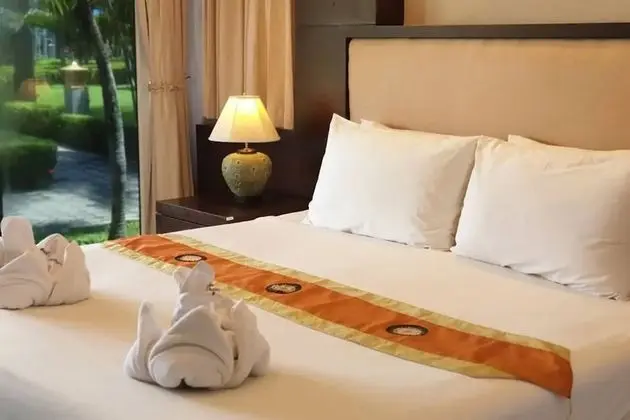Villa, Havuz Manzaralı