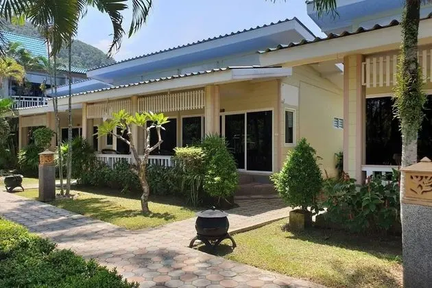 Villa, Havuz Manzaralı