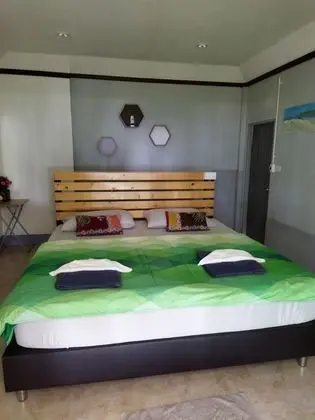Deluxe Room with Sea View