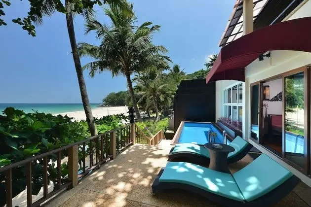 Andaman Beach Suite