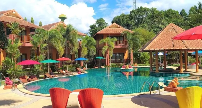 Exclusive Oda, Balkon, Havuz Manzaralı