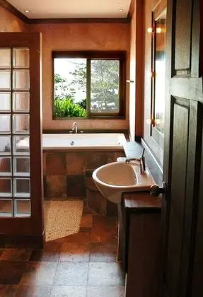 Deluxe Garden View