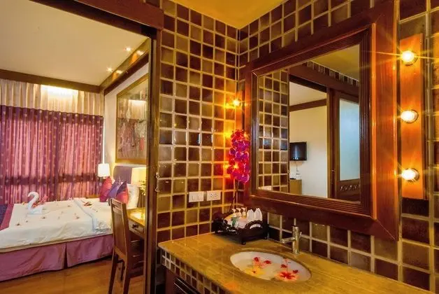 Garden View Bungalow