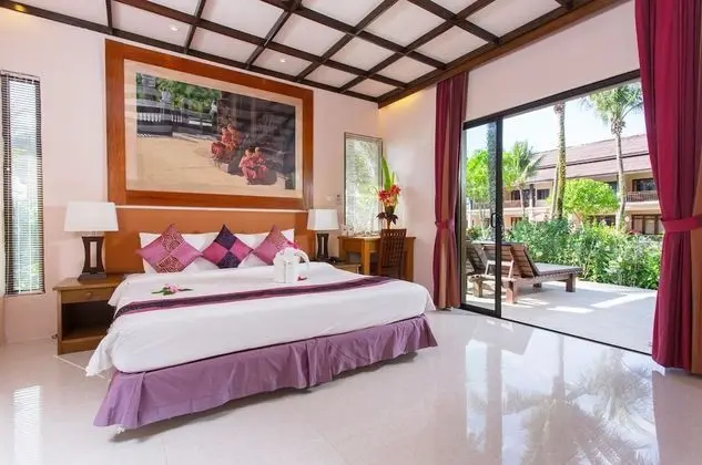 Grand Deluxe Jacuzzi