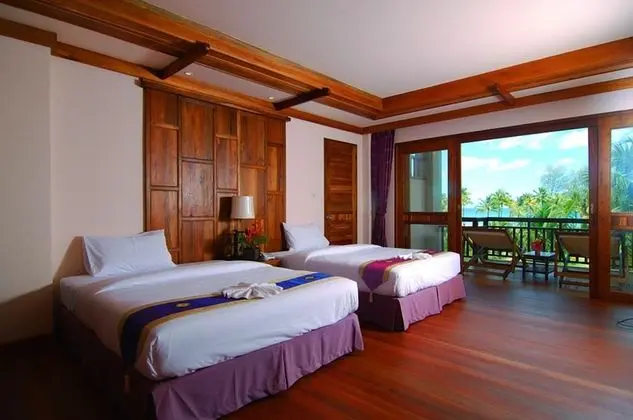 Grand Deluxe Jacuzzi