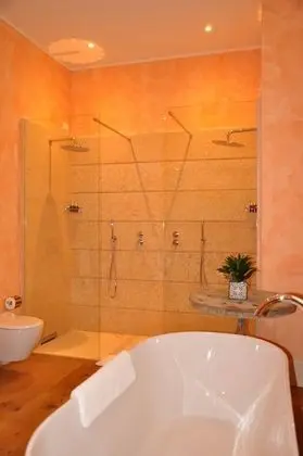 Süit (Tuscan private pool Suite)