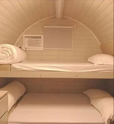 Beach Pod, Shared Bathroom