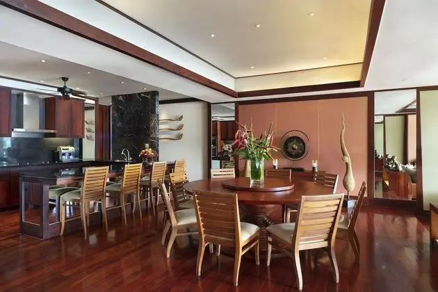 2 Bedroom Pool Suite