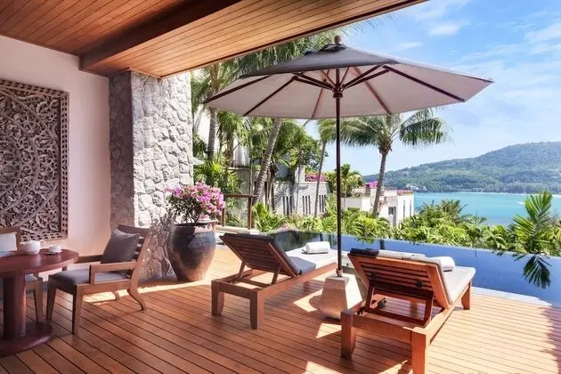 2 Bedroom Pool Suite