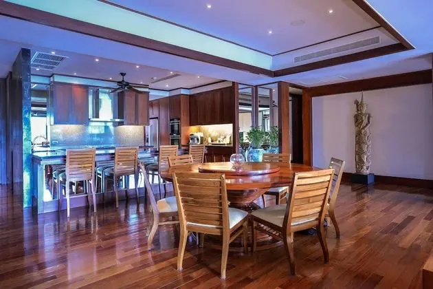 2 Bedroom Pool Suite