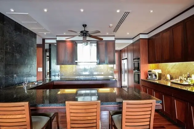 2 Bedroom Pool Suite