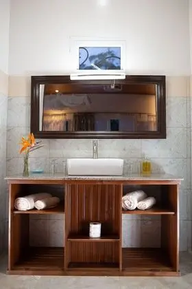 Family Bungalov, Havuz Manzaralı