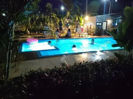Superior Oda, Havuz Manzaralı